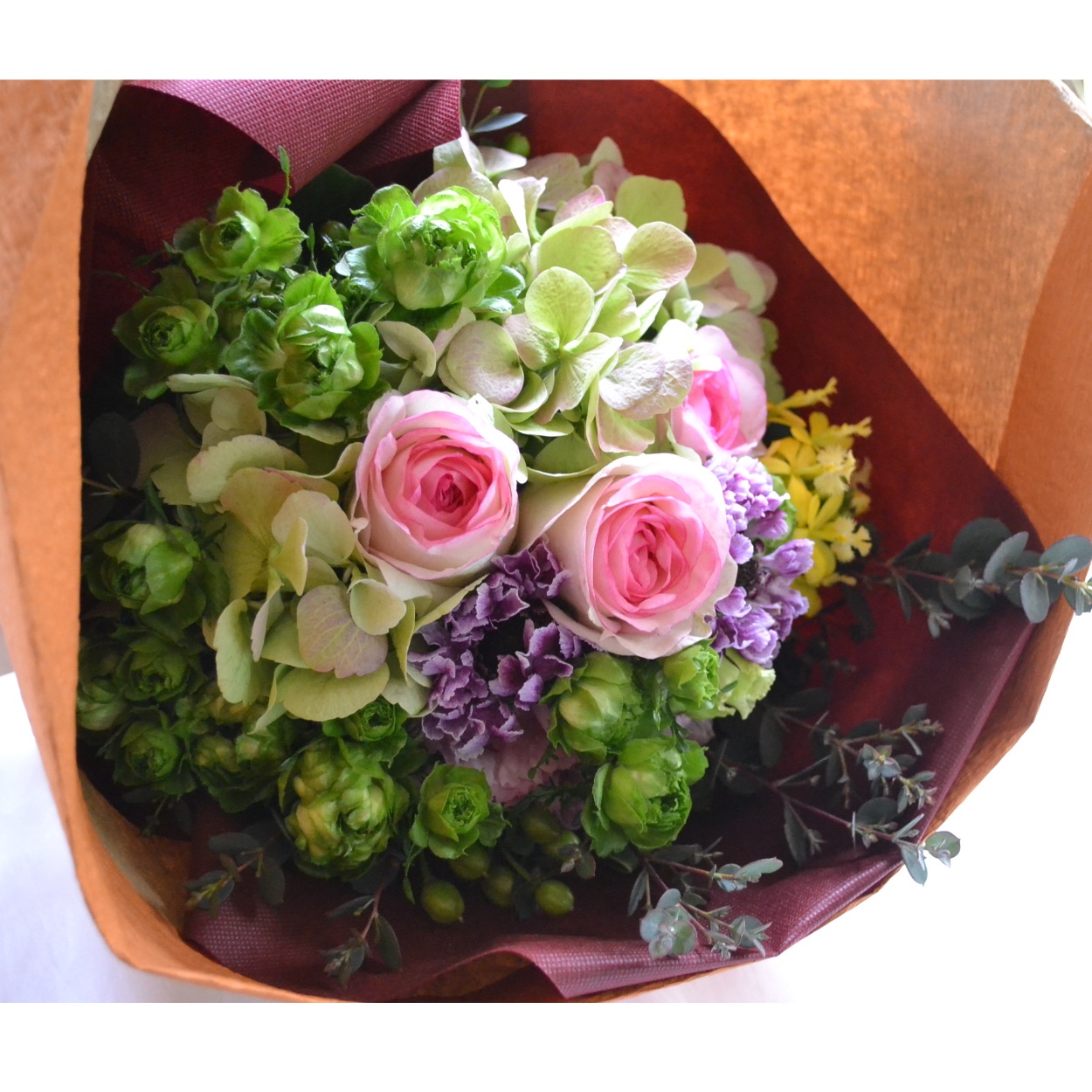 ドルチェビータと紫スカビのお花束